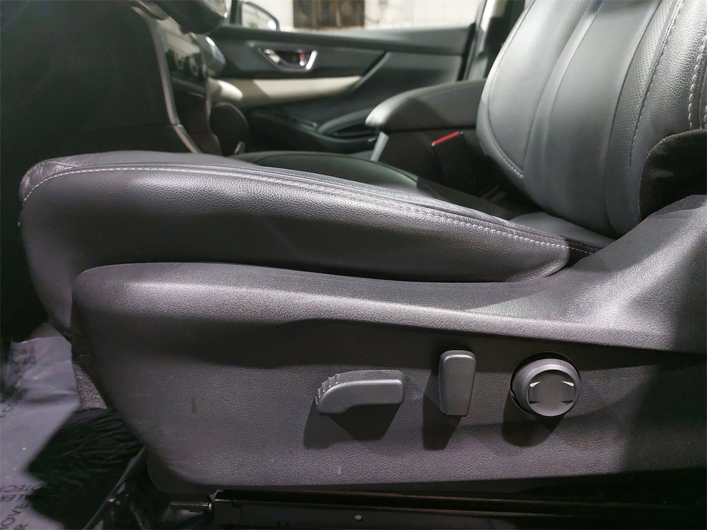 Used 2022 Subaru Ascent Limited w/ Technology Package image 30