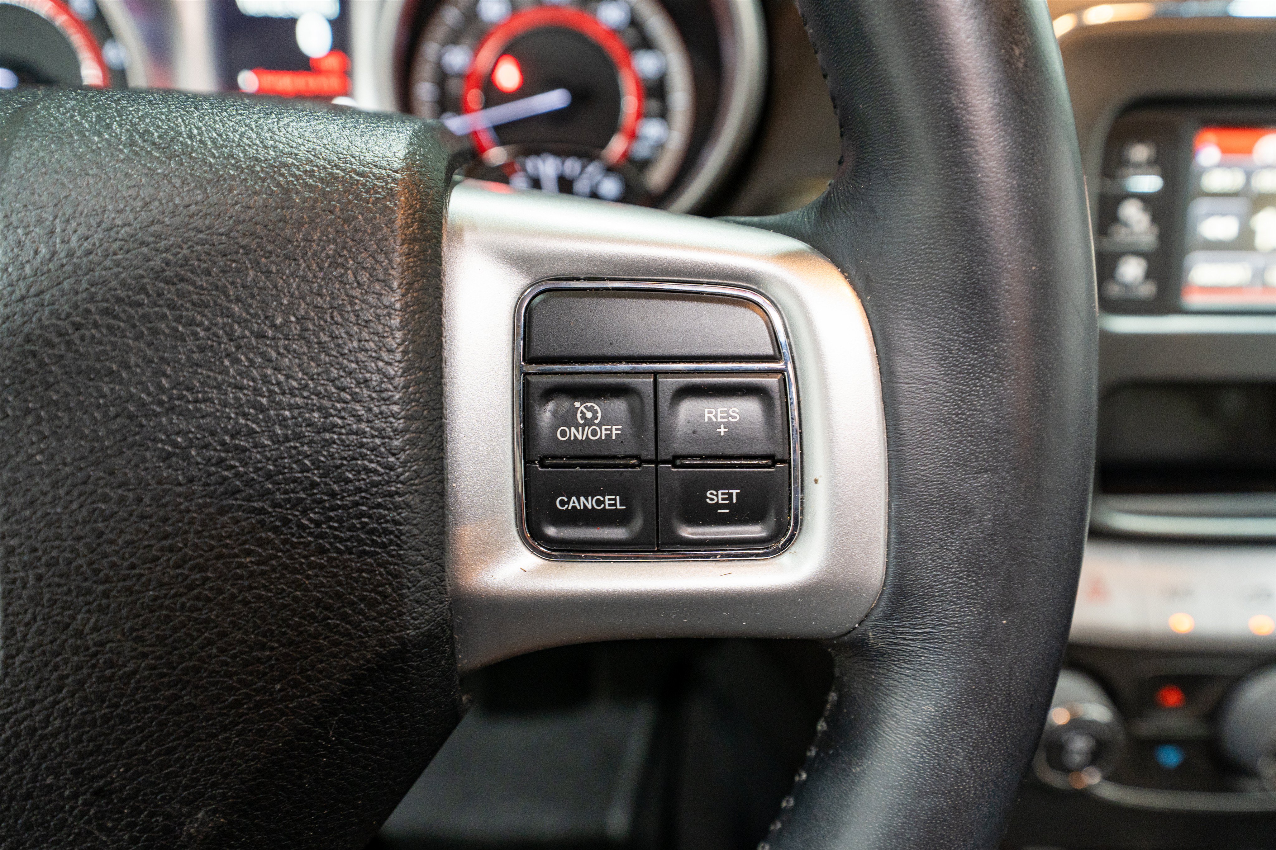 Used 2018 Dodge Journey SE w/ Popular Equipment Group FWD image 19