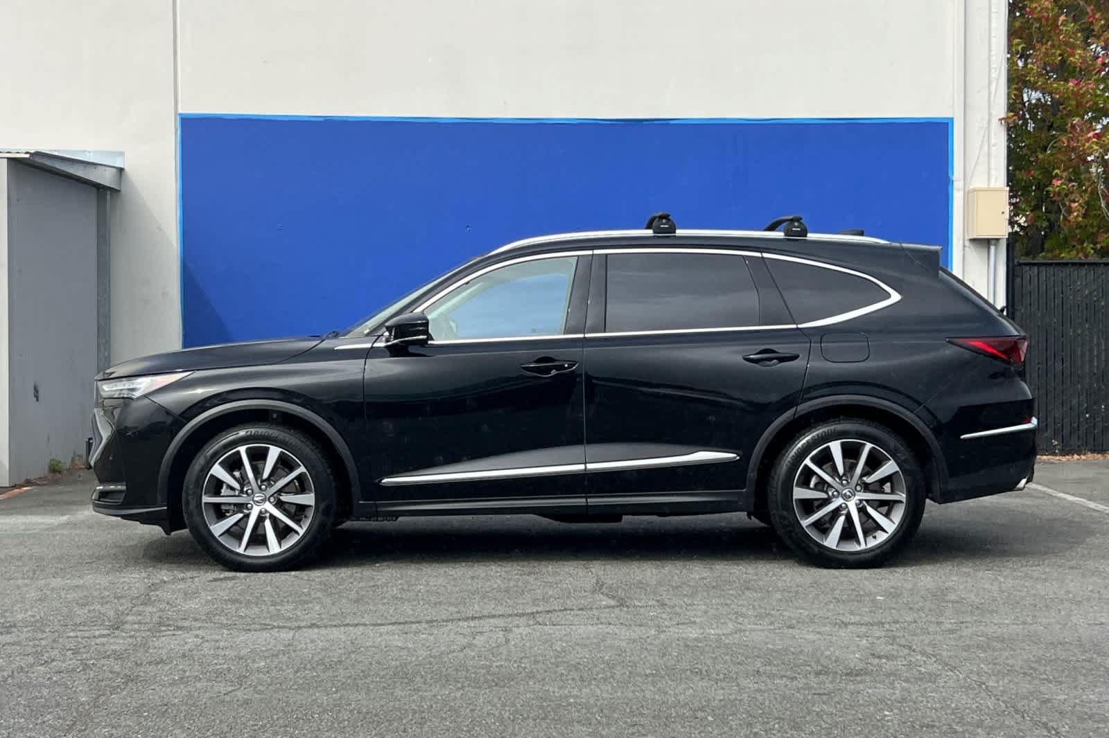 Certified 2025 Acura MDX w/ Technology Package AWD/4WD image 6