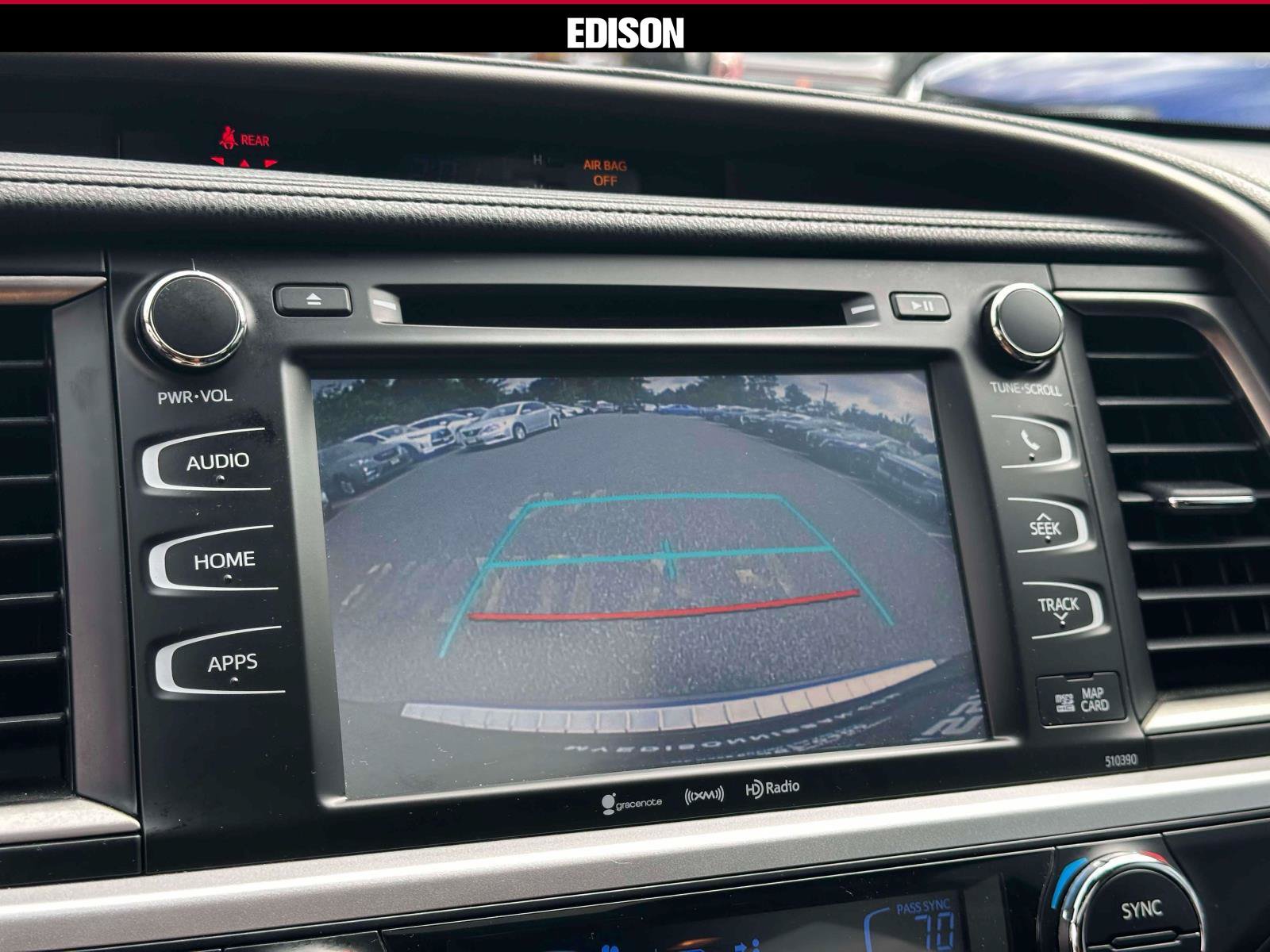 Used 2019 Toyota Highlander XLE w/ Protection Package #3 AWD/4WD image 28