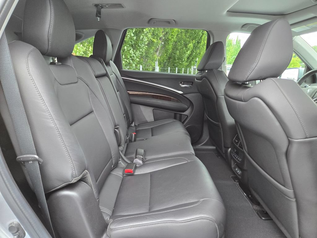 Used 2017 Acura MDX SH-AWD w/ Technology Package image 13
