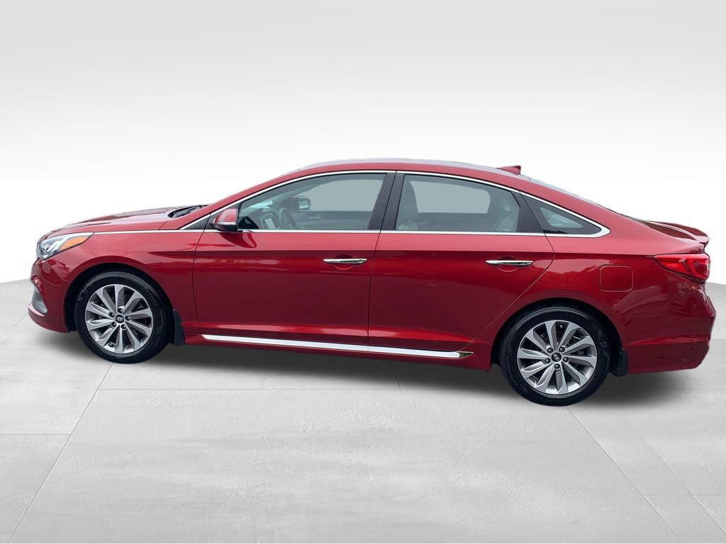 Used 2015 Hyundai Sonata Sport w/ Option Group 04 FWD image 2