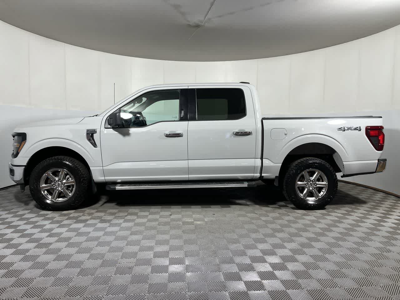 Used 2024 Ford F150 XLT AWD/4WD image 5