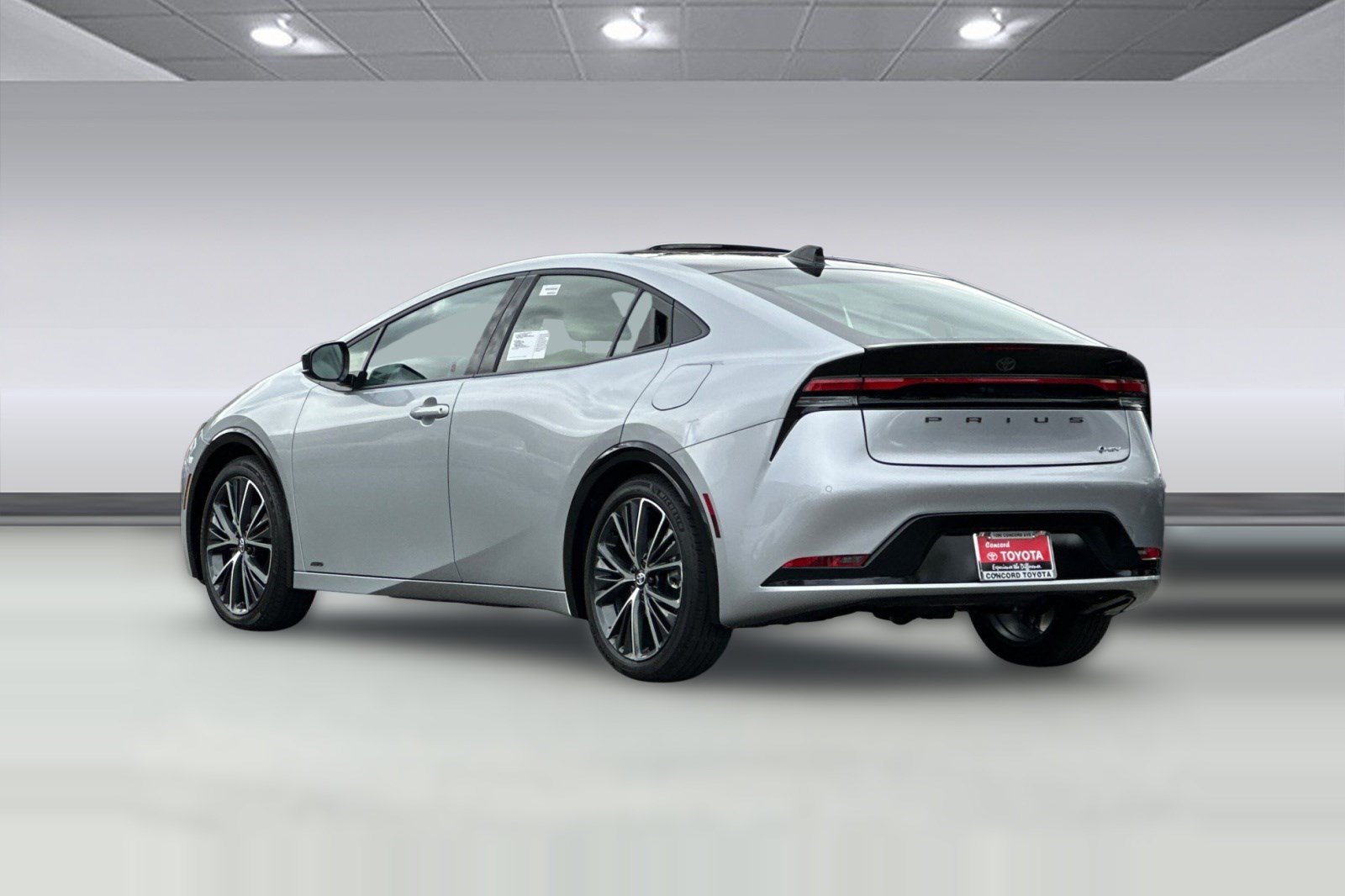 New 2027 Toyota Prius Limited AWD/4WD image 3