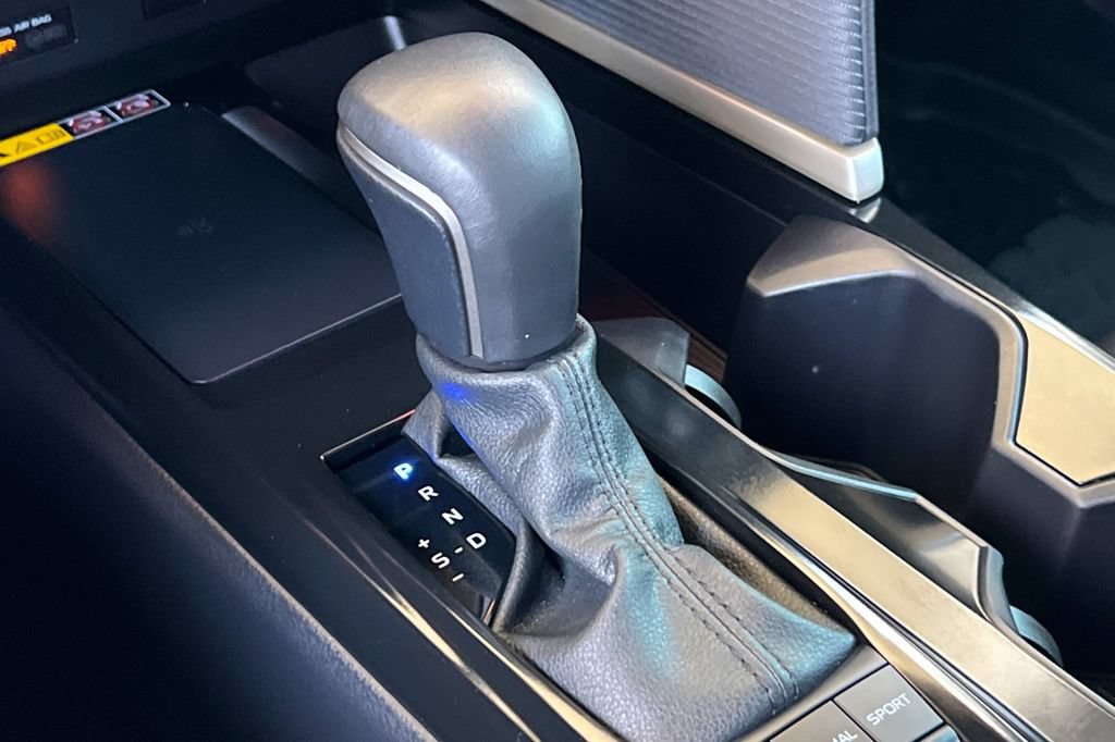 Certified 2025 Toyota Camry SE FWD image 22