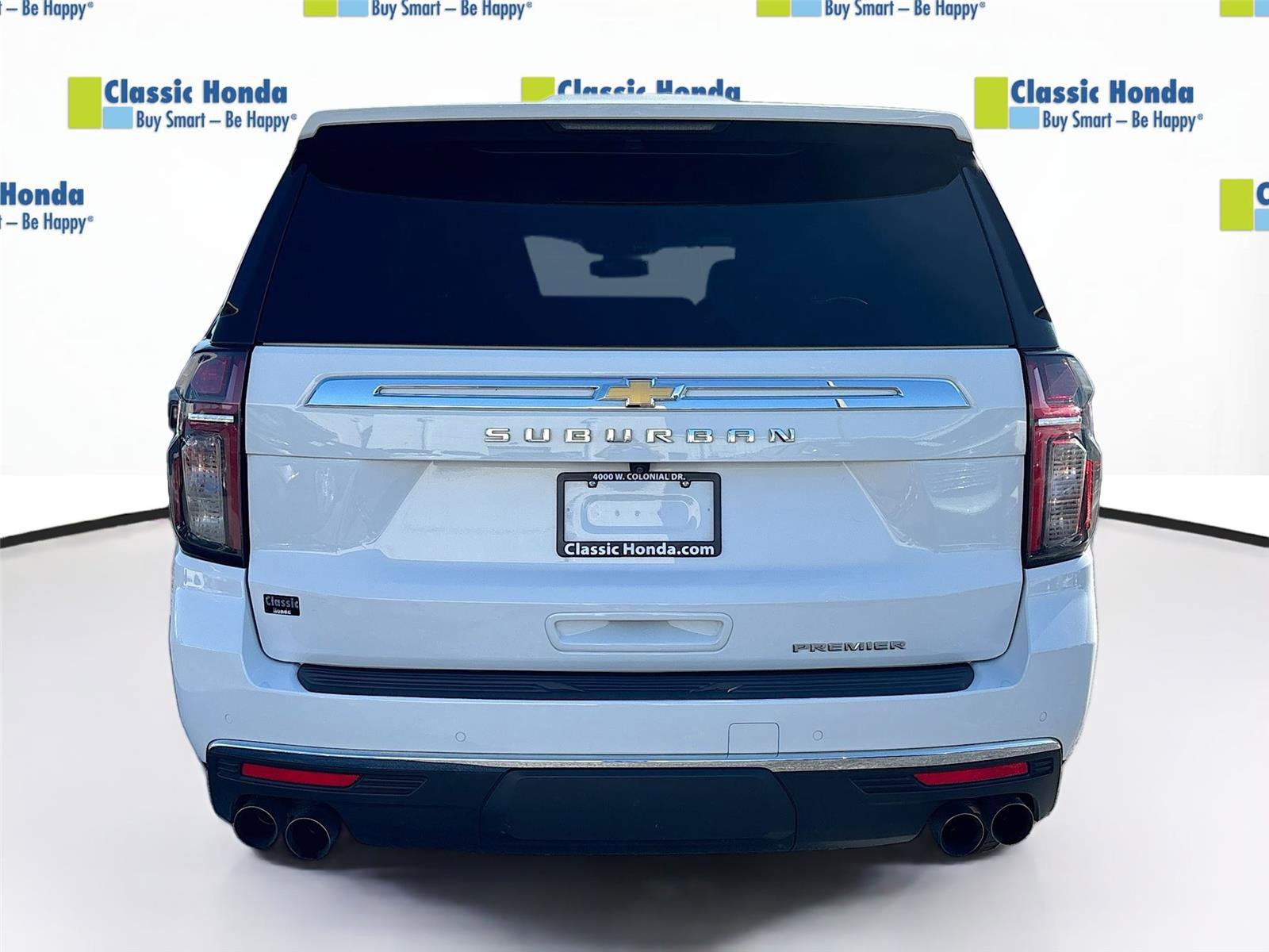 Used 2023 Chevrolet Suburban Premier image 7