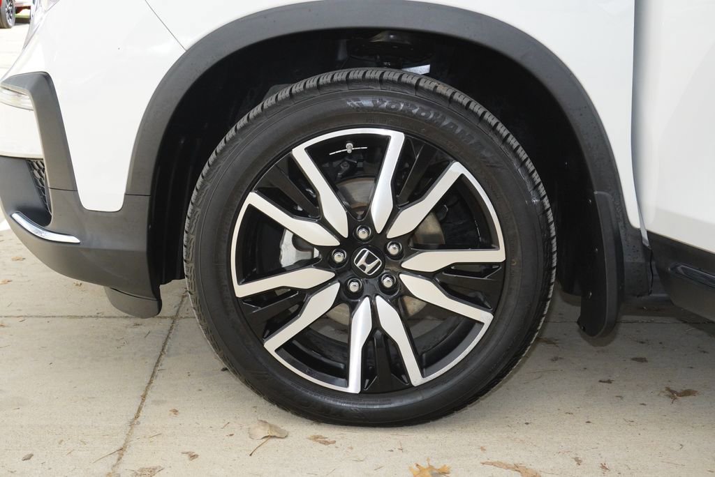 Used 2020 Honda Pilot Touring image 10