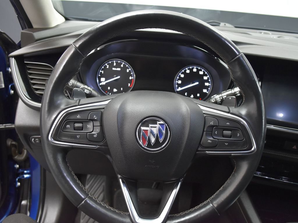 Used 2022 Buick Envision Avenir w/ Technology Package II FWD image 11