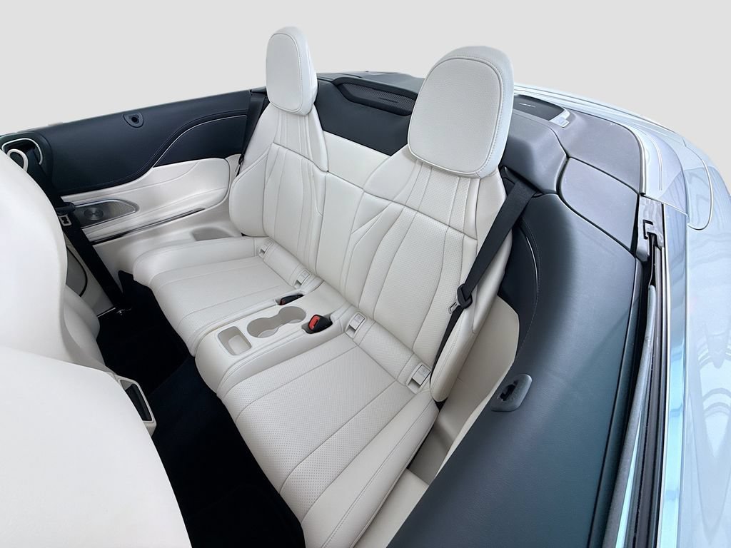 Used 2024 Mercedes-Benz CLE 300 4MATIC Cabriolet image 29