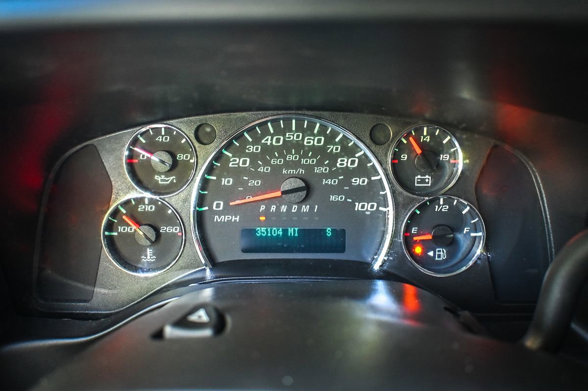 Used 2017 Chevrolet Express 2500 LS RWD image 8