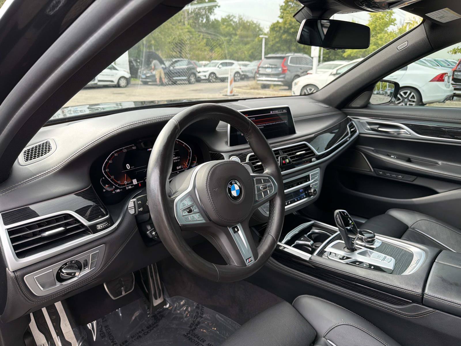 Used 2020 BMW 750i xDrive w/ Executive Package AWD/4WD image 20