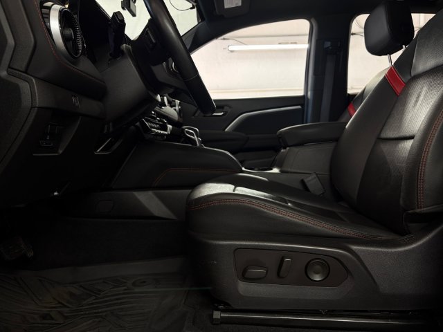 Used 2023 Chevrolet Colorado Z71 w/ Z71 Convenience Package 2 AWD/4WD image 14