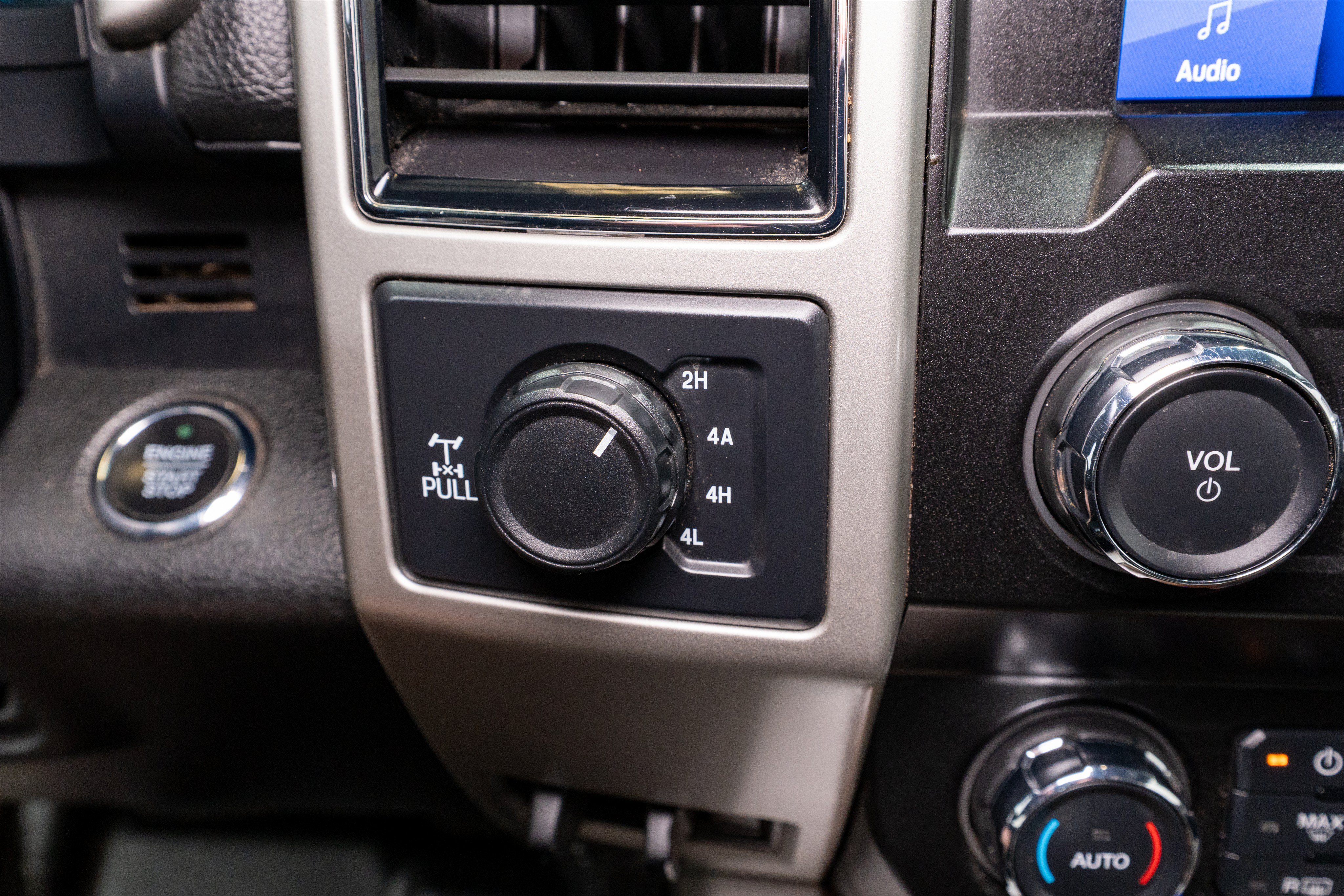 Used 2020 Ford F150 Lariat w/ Equipment Group 501A Mid AWD/4WD image 25