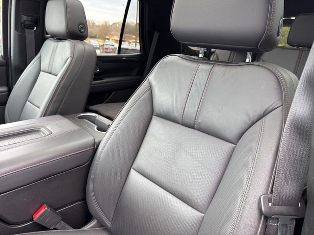 Used 2024 Chevrolet Tahoe RST w/ Luxury Package AWD/4WD image 12