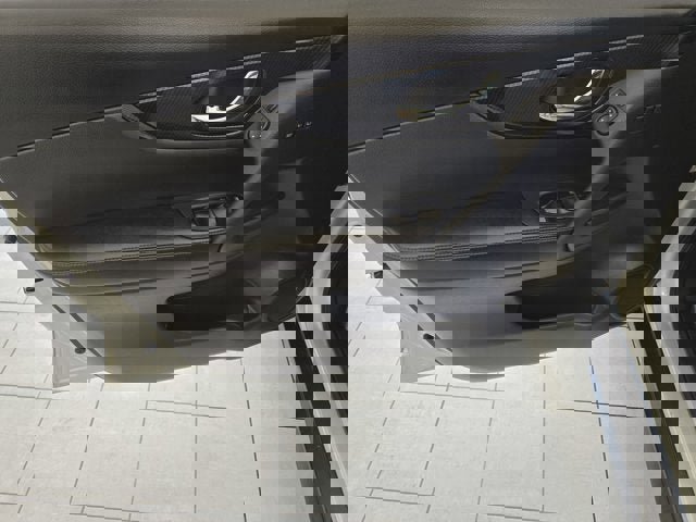 Used 2019 Nissan Rogue SL w/ Premium Package image 19