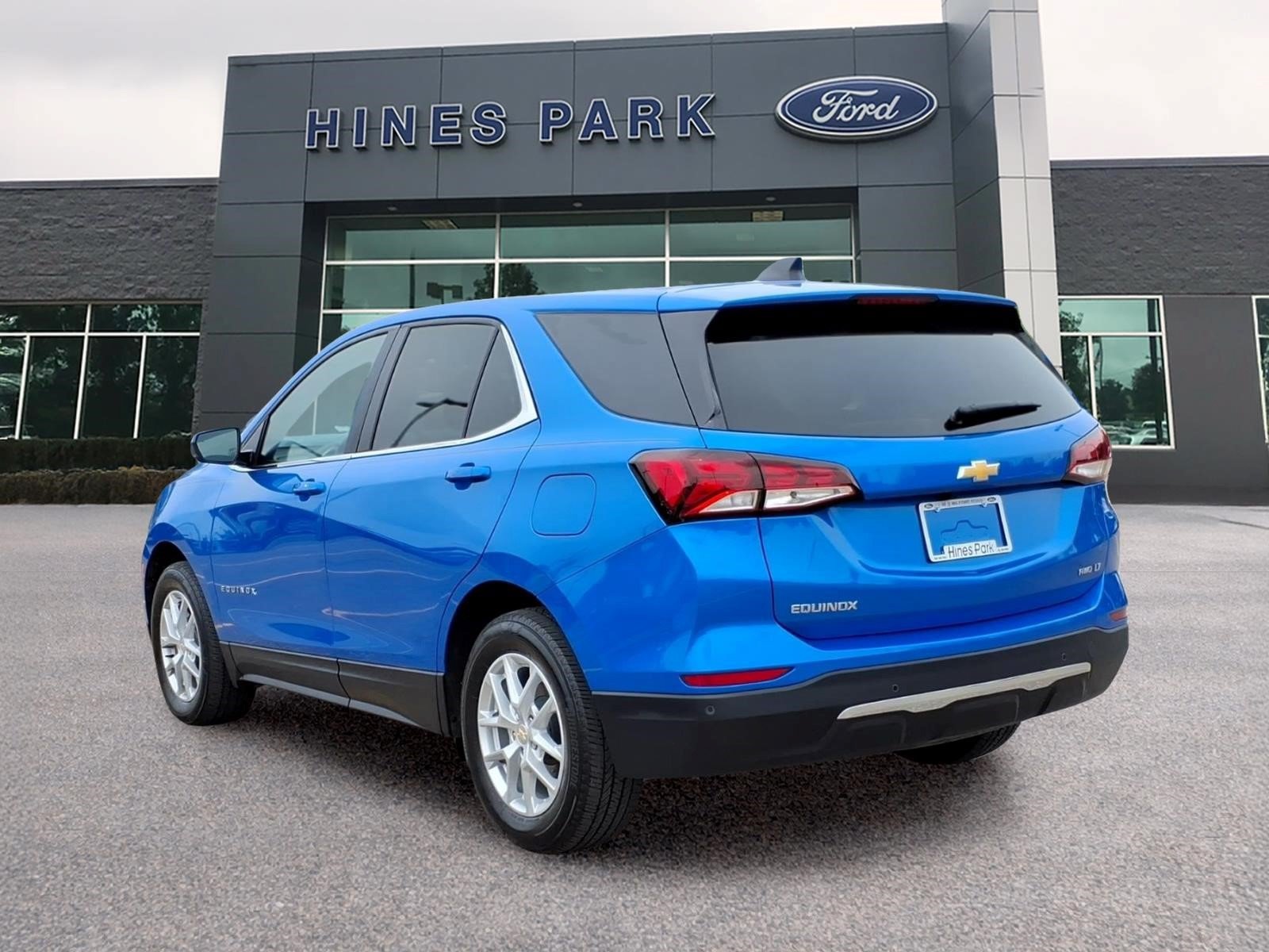 Used 2024 Chevrolet Equinox LT AWD/4WD image 5