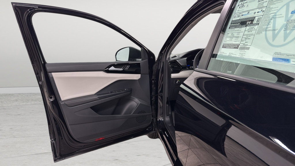 New 2026 Volkswagen Taos S image 13