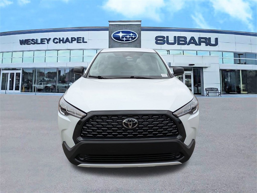 Used 2025 Toyota Corolla Cross L image 8