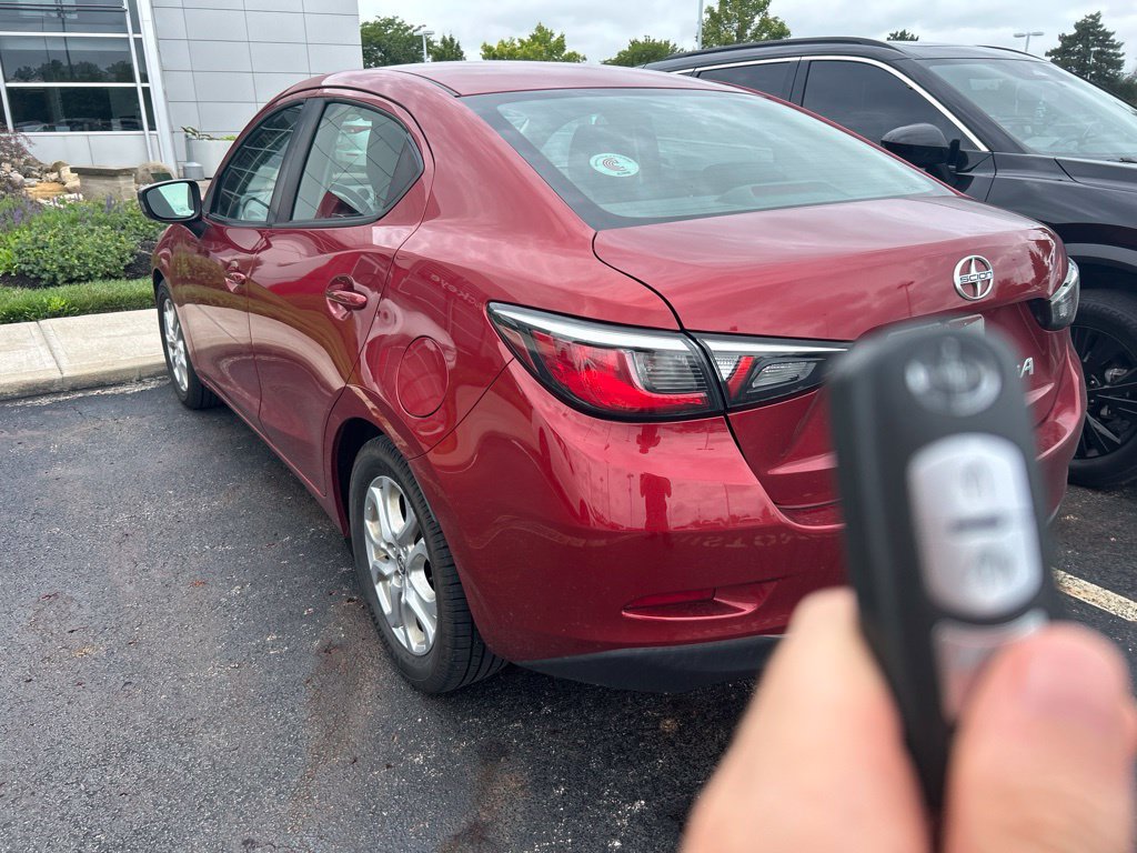 Used 2016 Scion iA FWD image 2