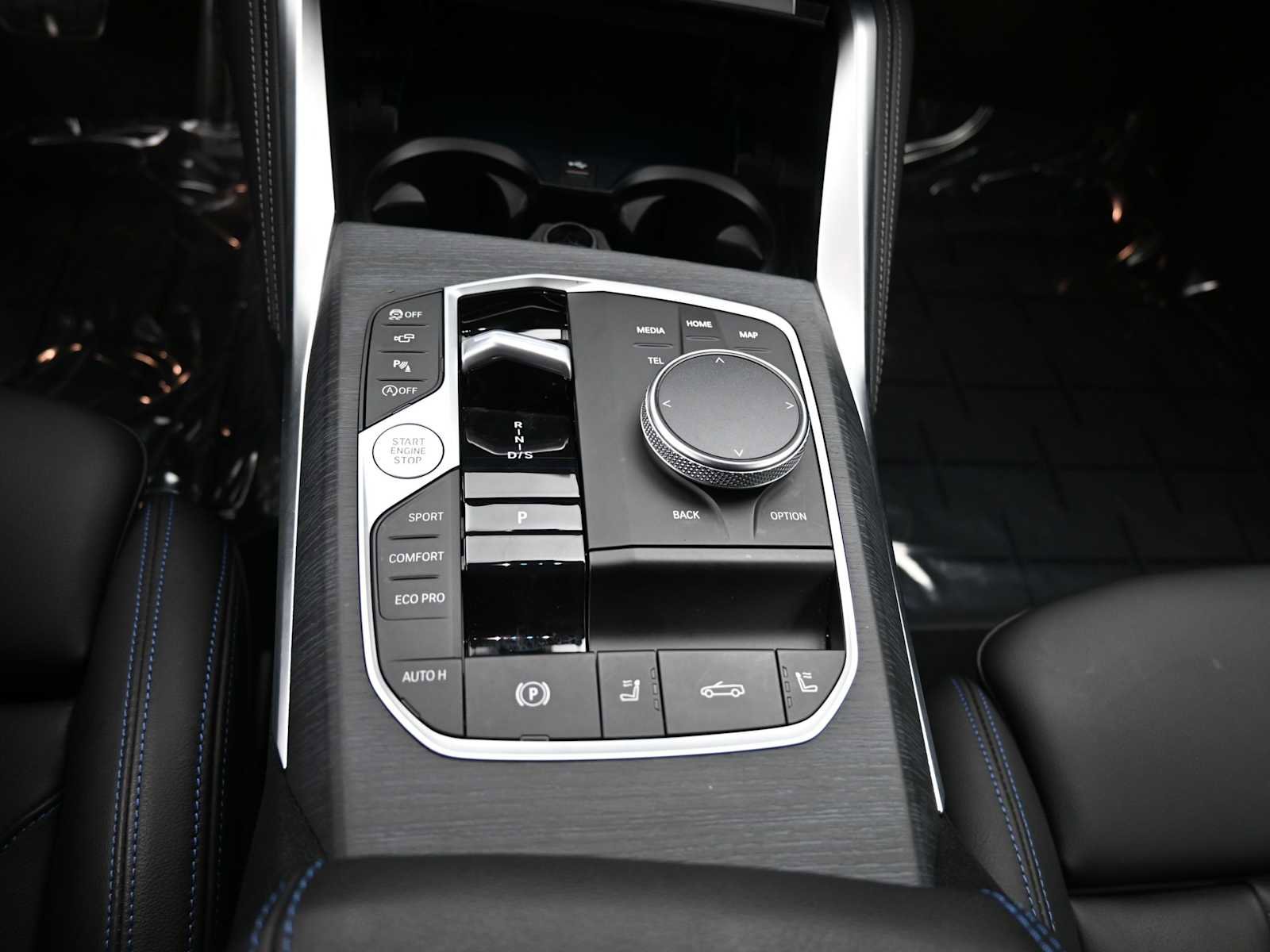 Used 2025 BMW 430i Convertible w/ M Sport Package RWD image 11