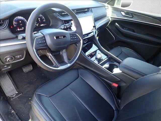 New 2026 Jeep Grand Cherokee Limited image 12