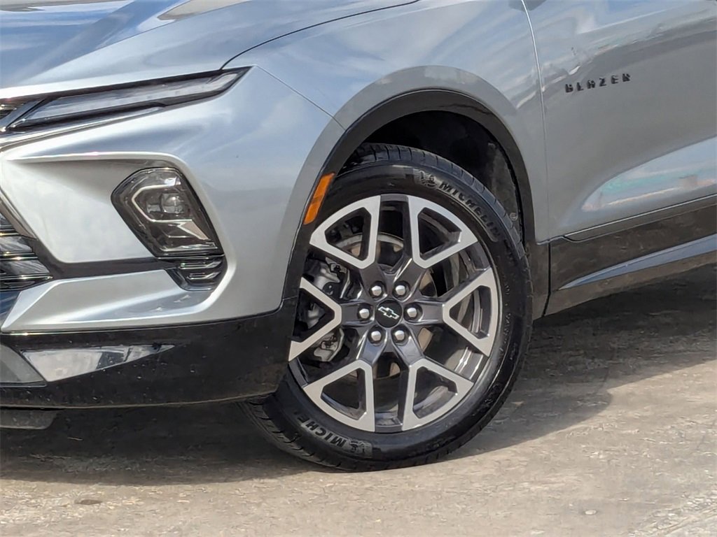 Used 2025 Chevrolet Blazer RS image 33