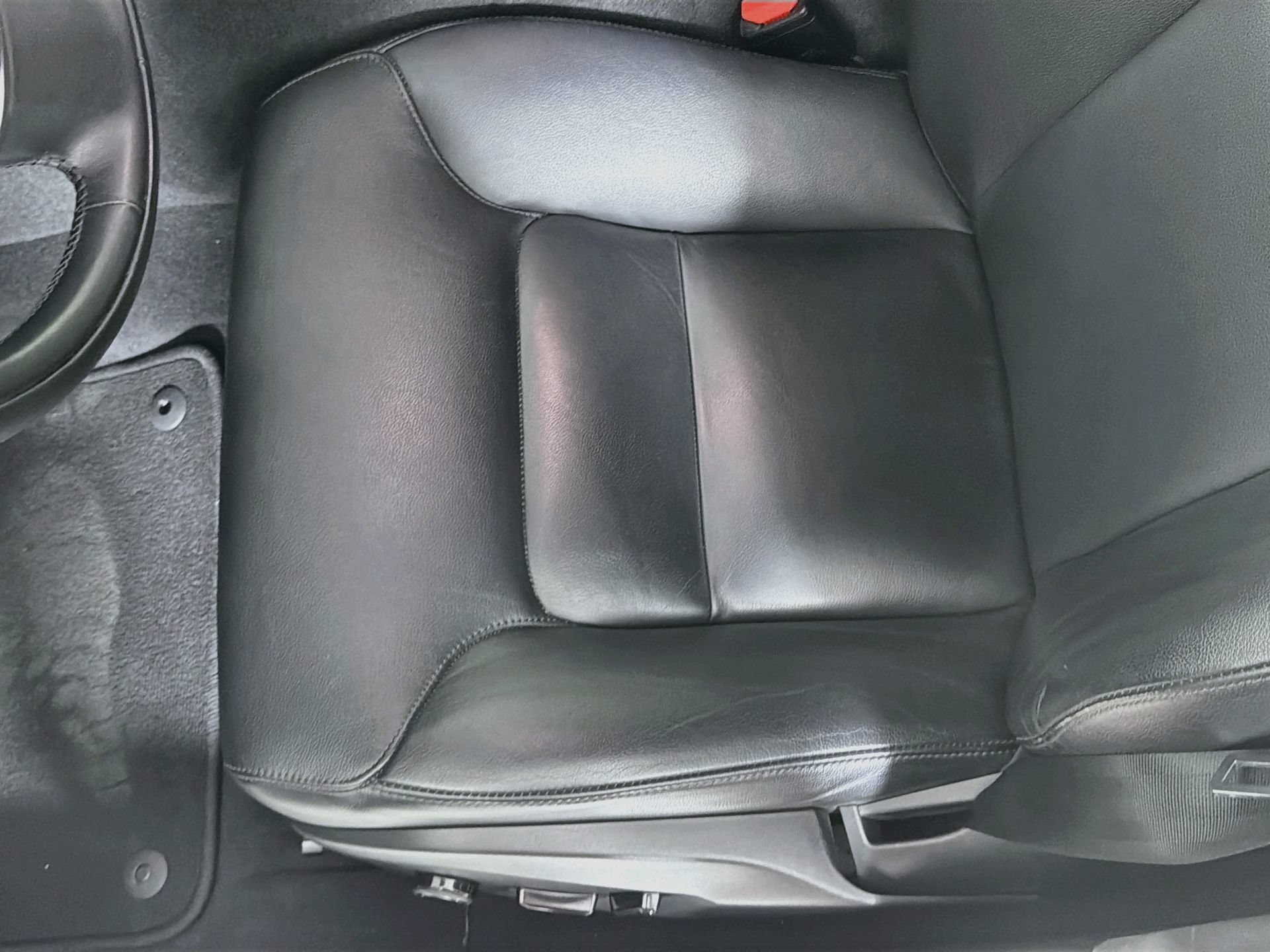 Used 2019 Volvo S60 T5 Momentum w/ Multimedia Package FWD image 21
