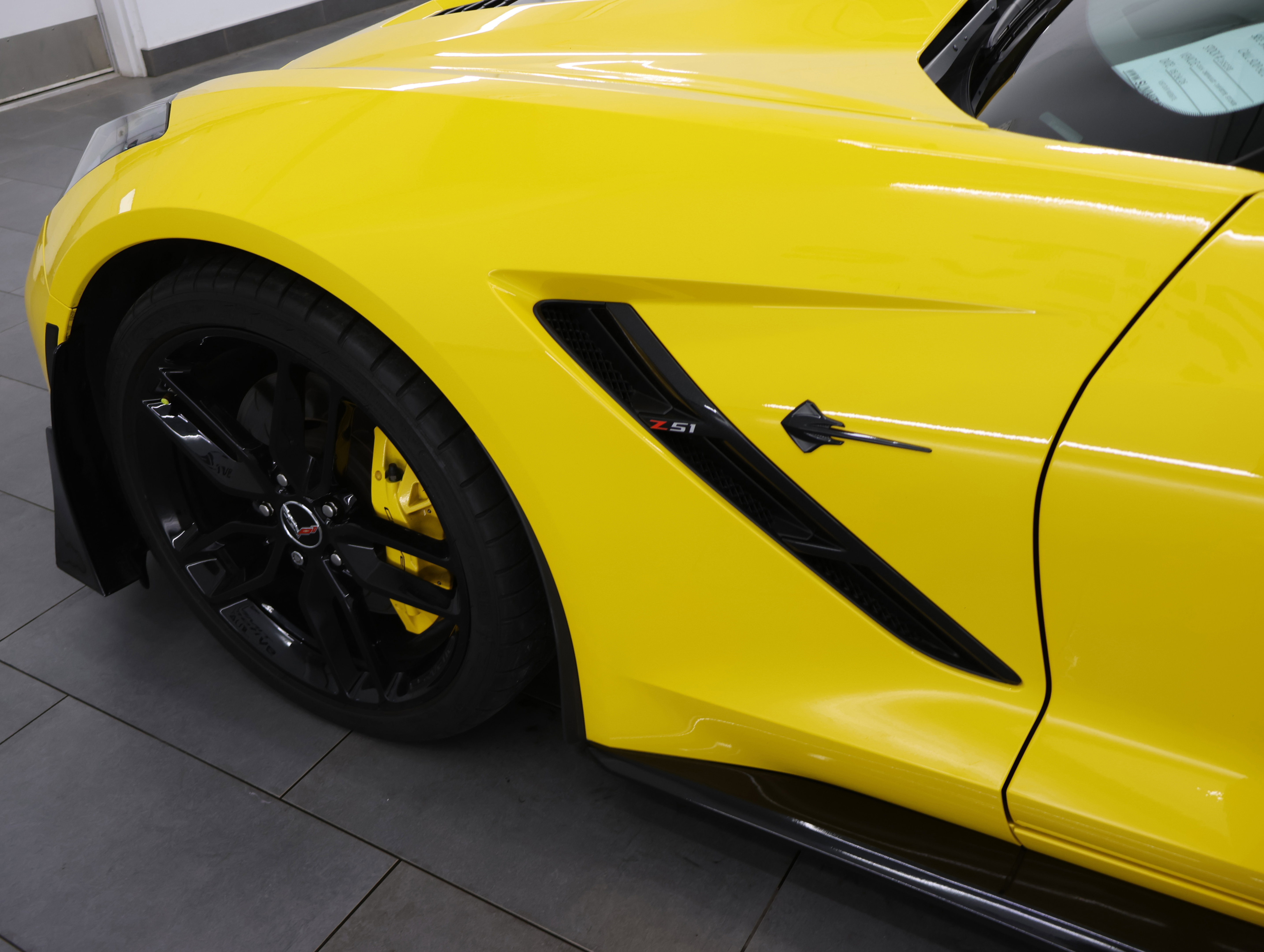 Used 2014 Chevrolet Corvette Stingray Convertible w/ 3LT Preferred Equipment Group RWD image 34