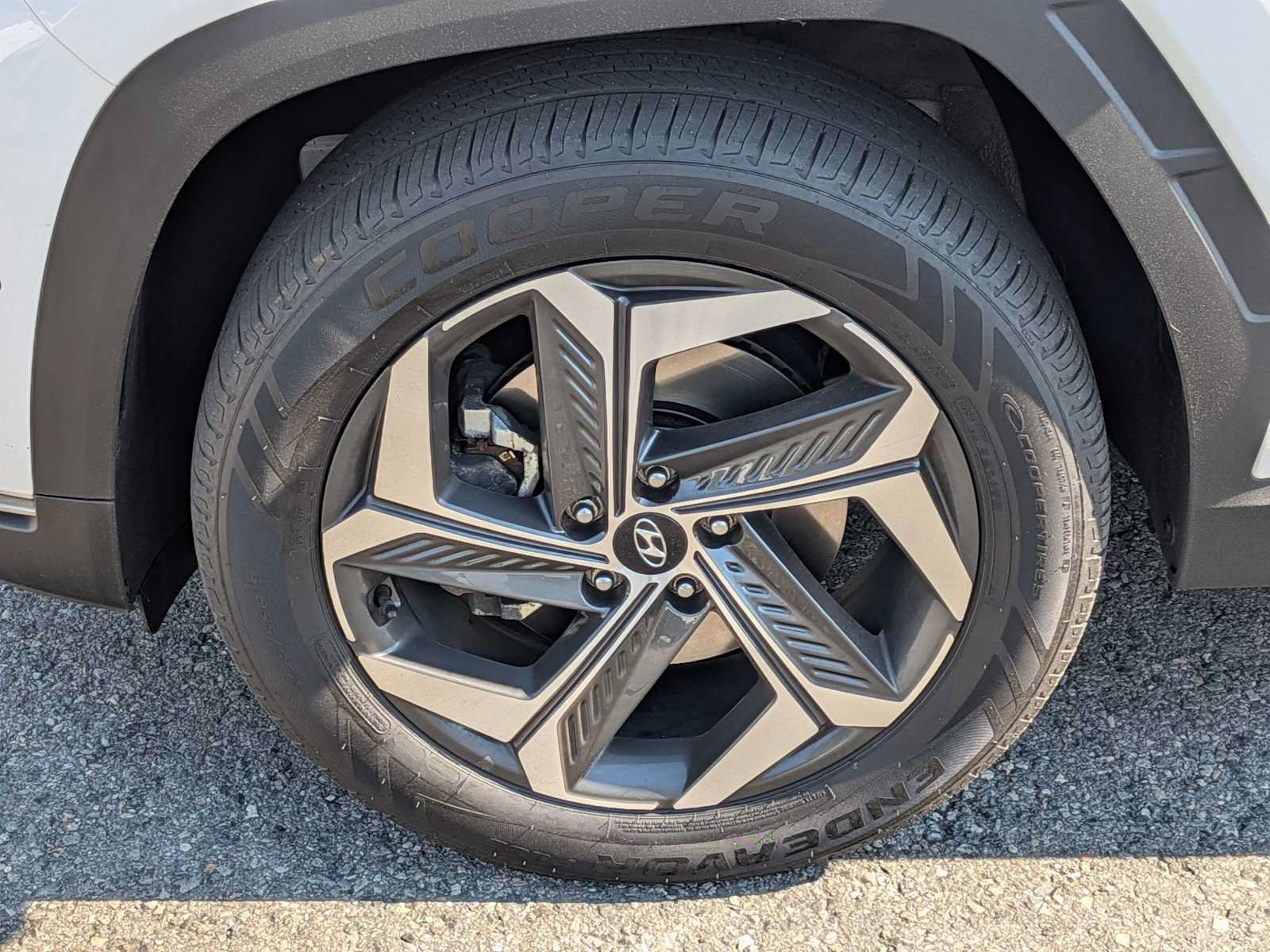 Used 2023 Hyundai Tucson Limited AWD/4WD image 29