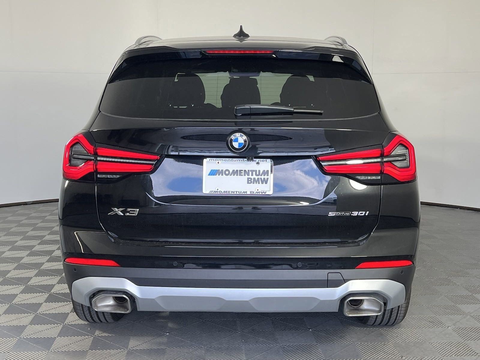 Used 2024 BMW X3 sDrive30i w/ Premium Package w/ZPA image 8
