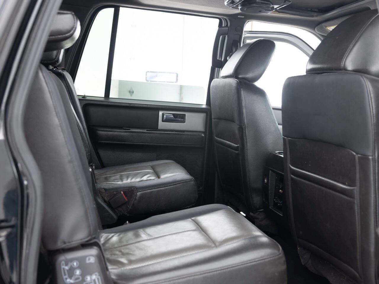 Used 2011 Ford Expedition EL XLT w/ 202A Rapid Spec Order Code image 29