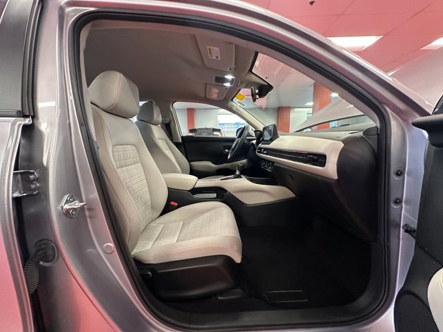 Used 2023 Honda HR-V LX image 15