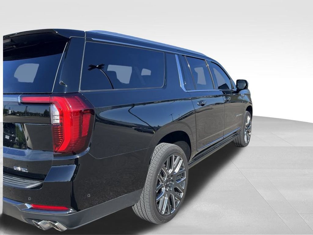 Used 2026 GMC Yukon XL Denali Ultimate AWD/4WD image 5