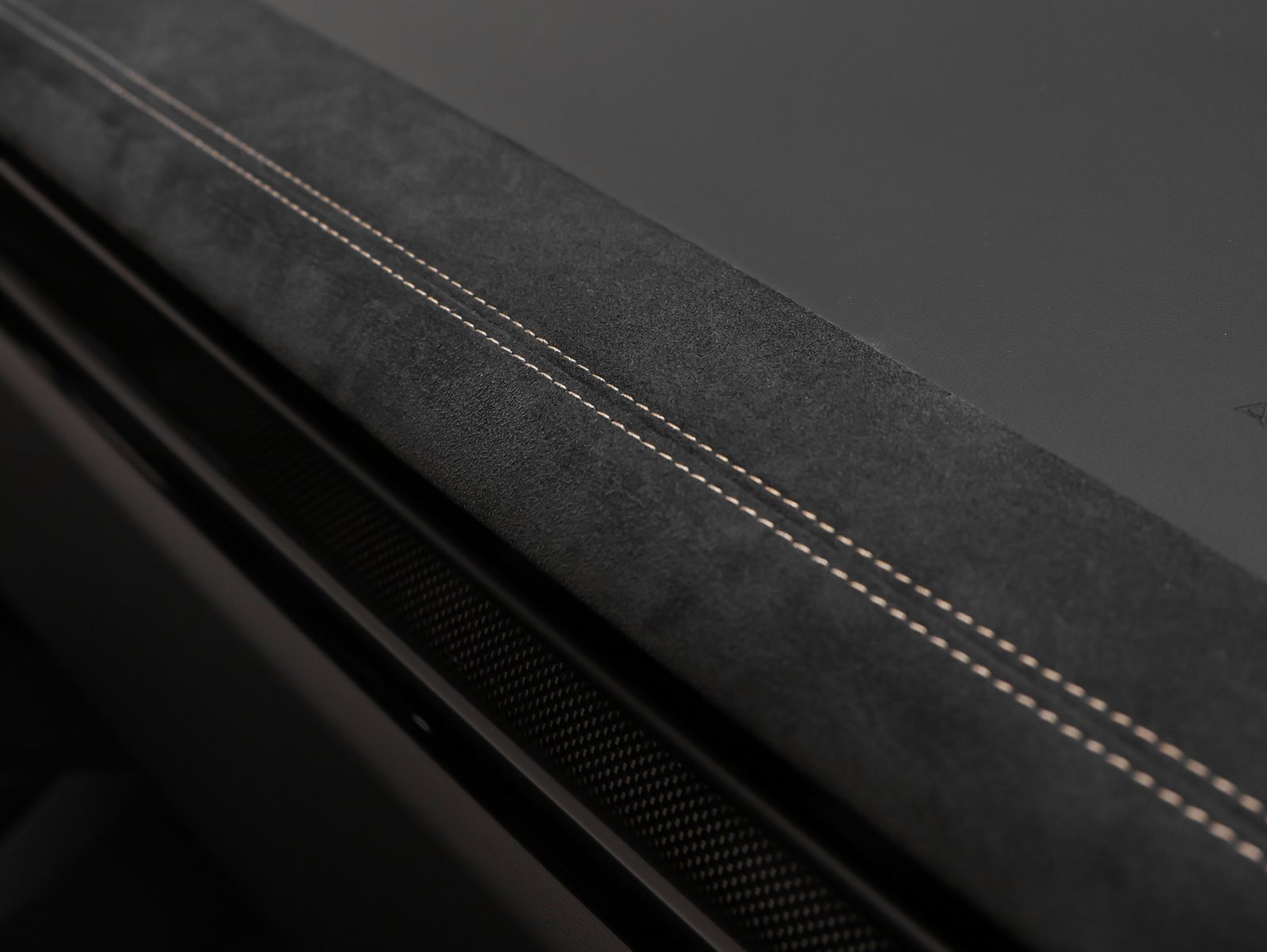 Used 2022 Porsche Cayenne Turbo GT image 37