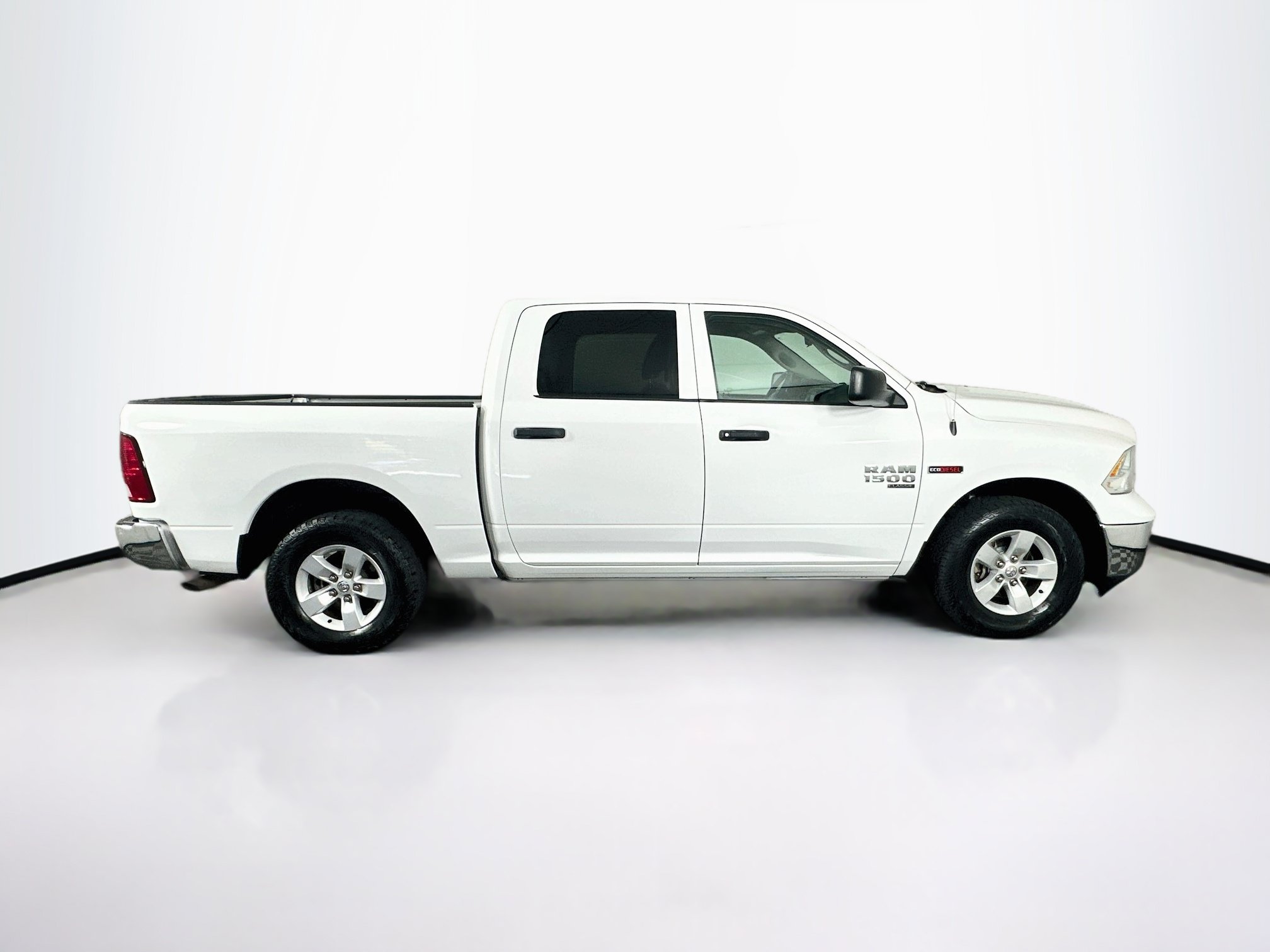 Used 2019 RAM 1500 Tradesman w/ Chrome Appearance Group RWD image 10