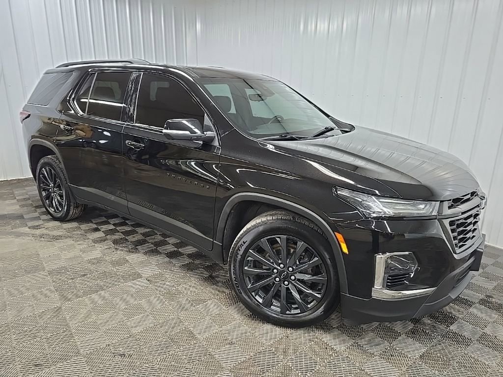 Used 2023 Chevrolet Traverse RS image 7
