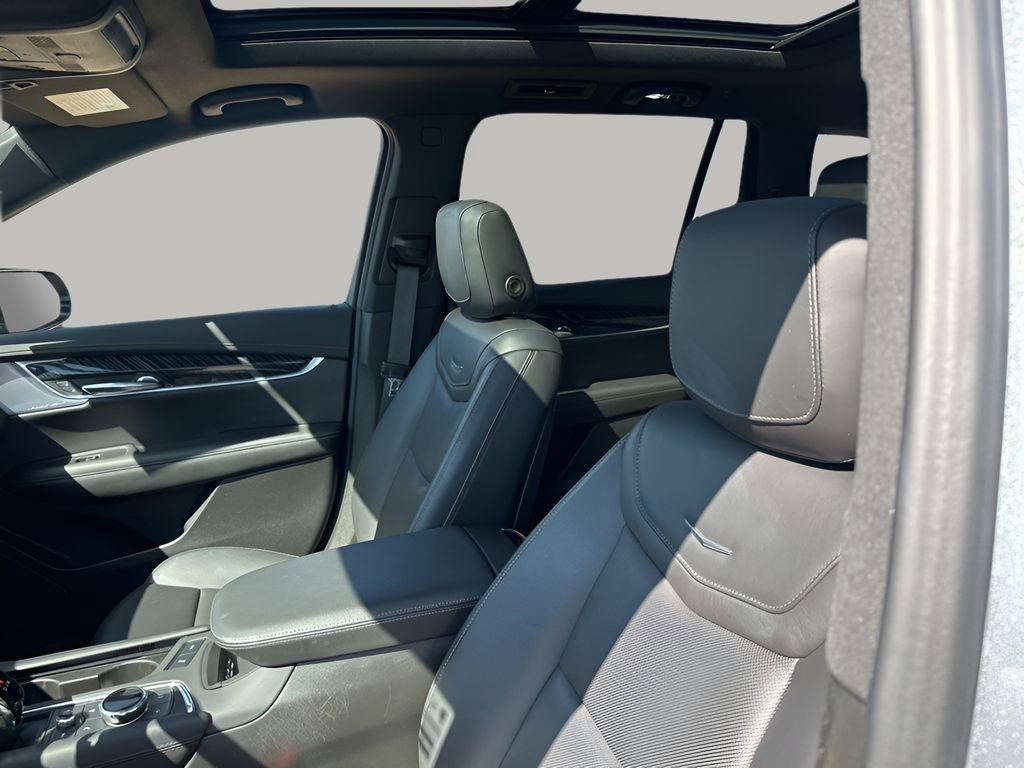 Certified 2023 Cadillac XT6 Premium Luxury w/ Technology Package image 26