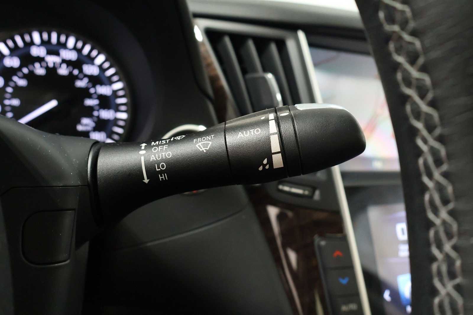 Used 2019 INFINITI Q50 Luxe w/ Essential Package (3.0T Luxe) AWD/4WD image 27