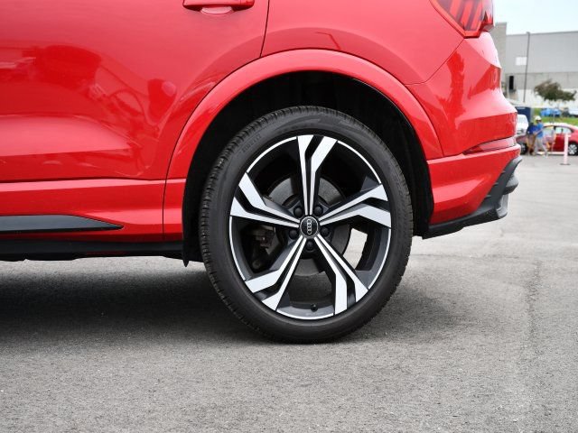 Used 2024 Audi Q3 2.0T Premium Plus AWD/4WD image 11