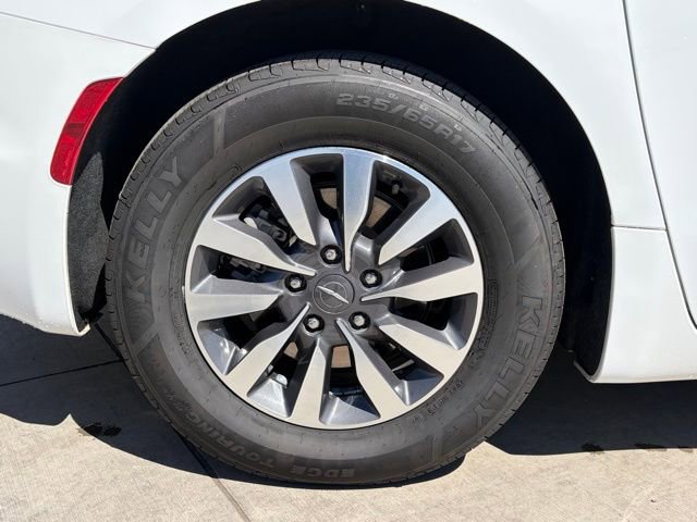 Certified 2024 Chrysler Pacifica Select image 7