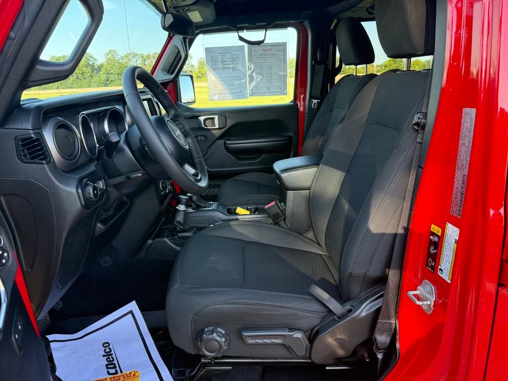 Used 2021 Jeep Wrangler Unlimited Sport AWD/4WD image 28