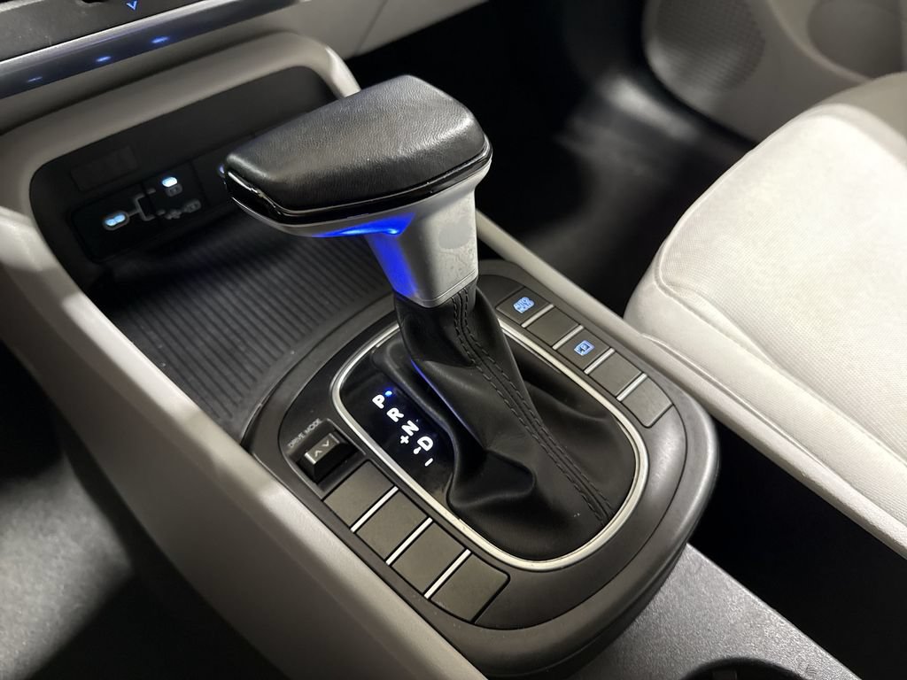 Used 2024 Hyundai Kona SEL FWD image 17