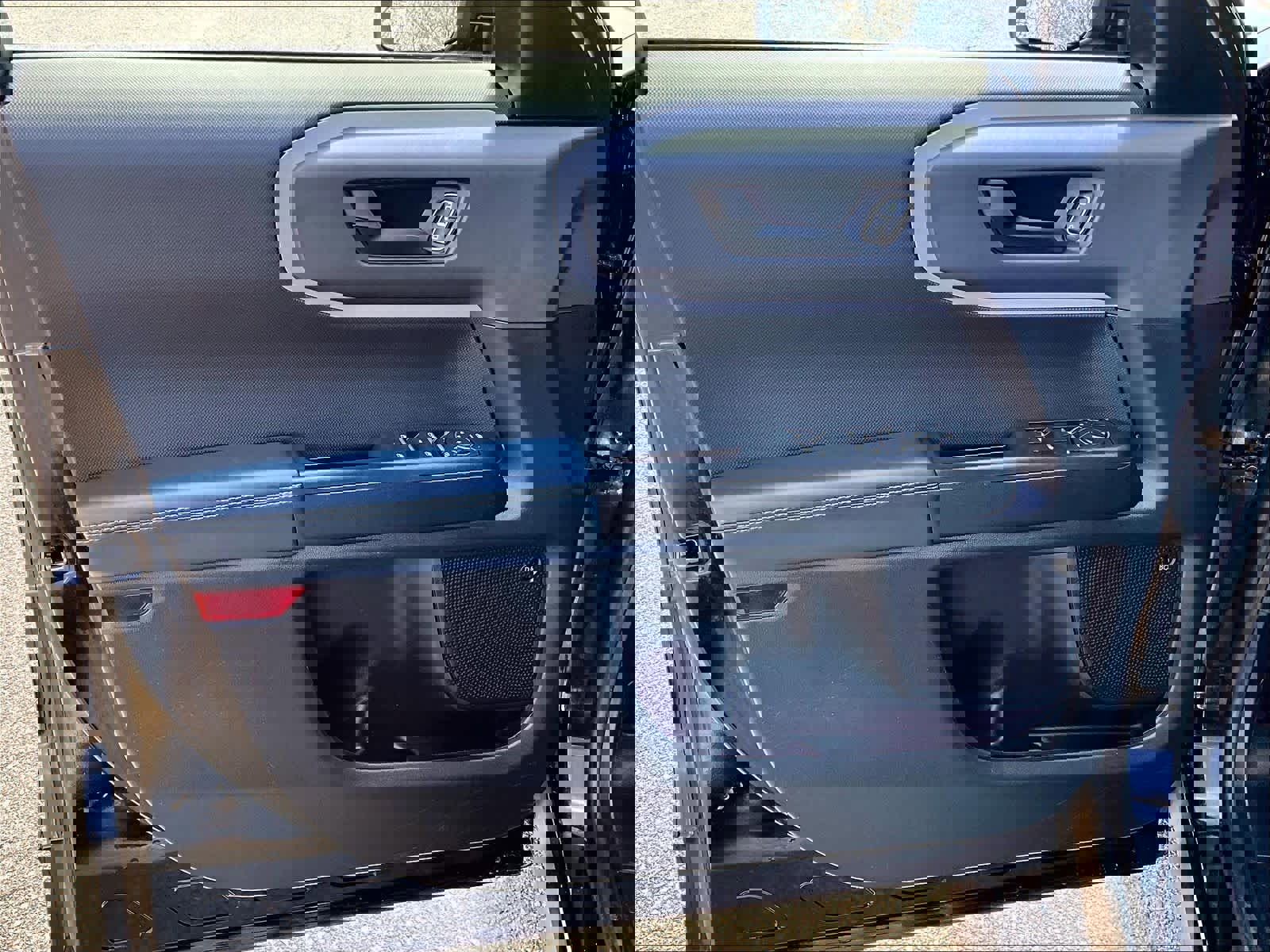 Used 2022 Ford Bronco Sport Outer Banks w/ Tech Package AWD/4WD image 9