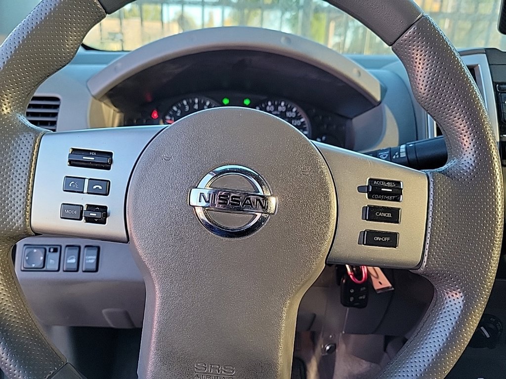 Used 2016 Nissan Frontier SV AWD/4WD image 10