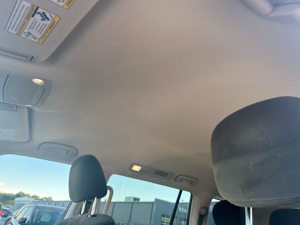 Used 2023 Nissan Armada S RWD image 11