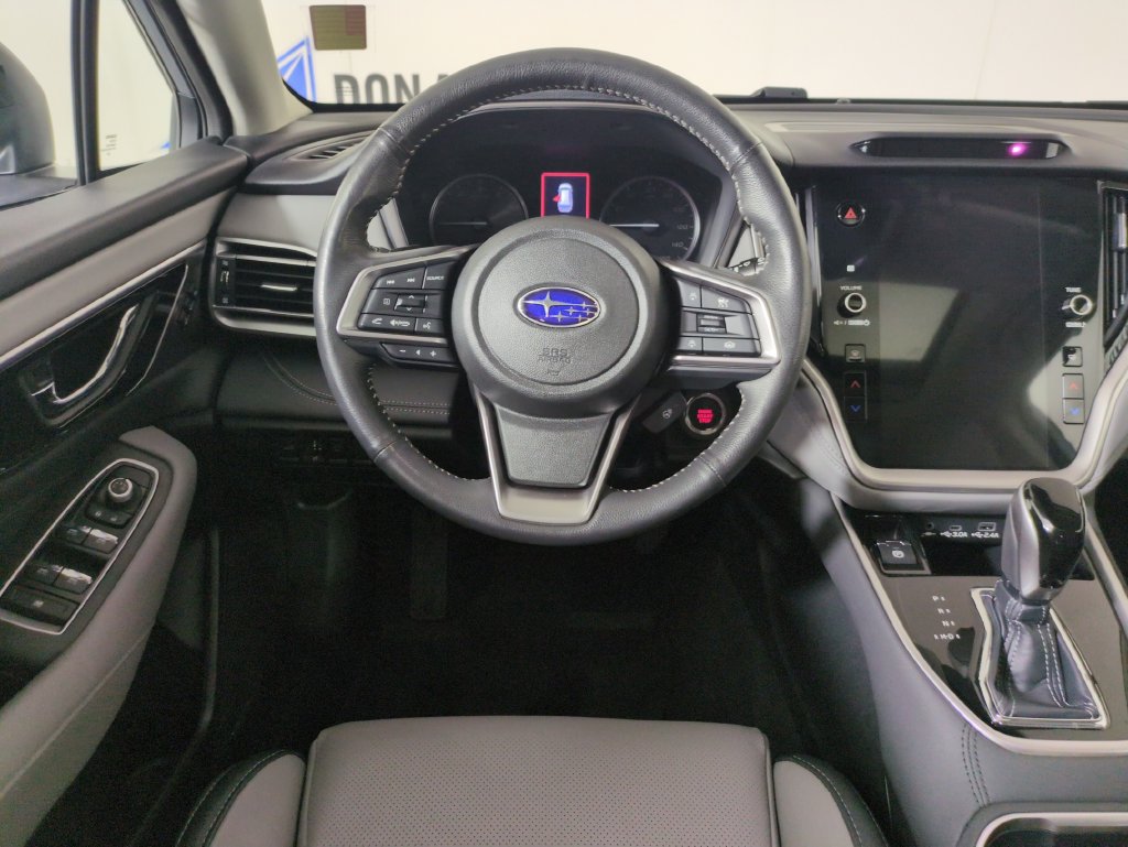 Used 2025 Subaru Outback Limited AWD/4WD image 18