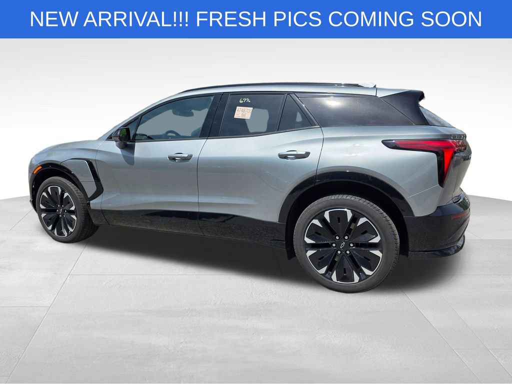 Used 2025 Chevrolet Blazer EV RS image 4