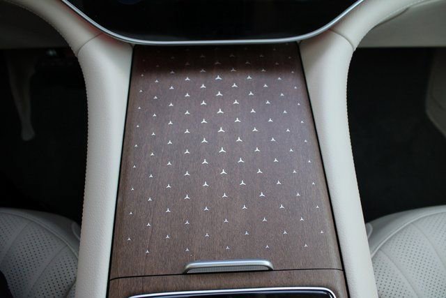 Used 2023 Mercedes-Benz EQS 580 4MATIC SUV image 21