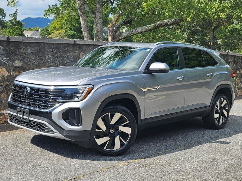 Used 2024 Volkswagen Atlas Cross Sport SE AWD/4WD image 4