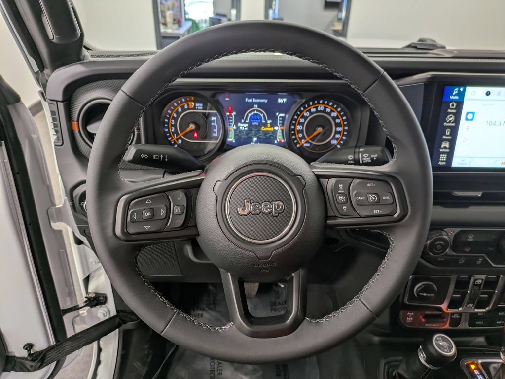 Used 2026 Jeep Gladiator Mojave AWD/4WD image 21
